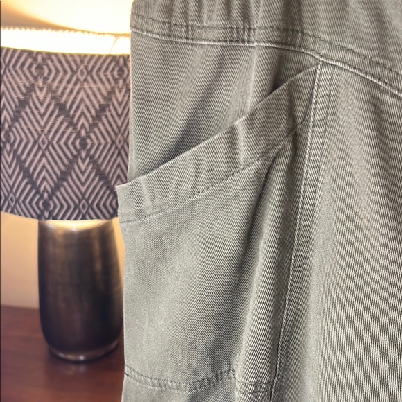 Knox Rose Target Olive Green High-Waisted Pants - Picture 4 of 7